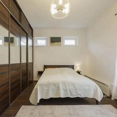 Posha By Interhome Case de vacanță