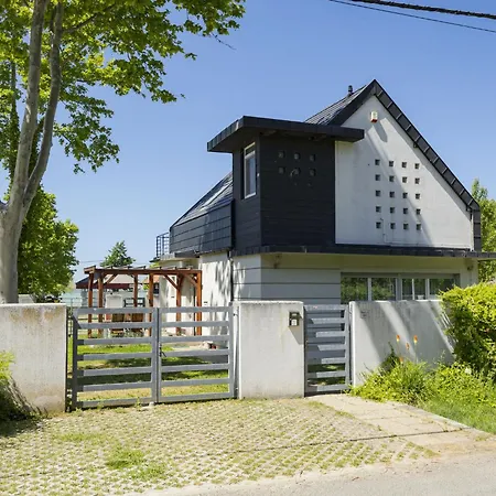 Case de vacanță Posha By Interhome *